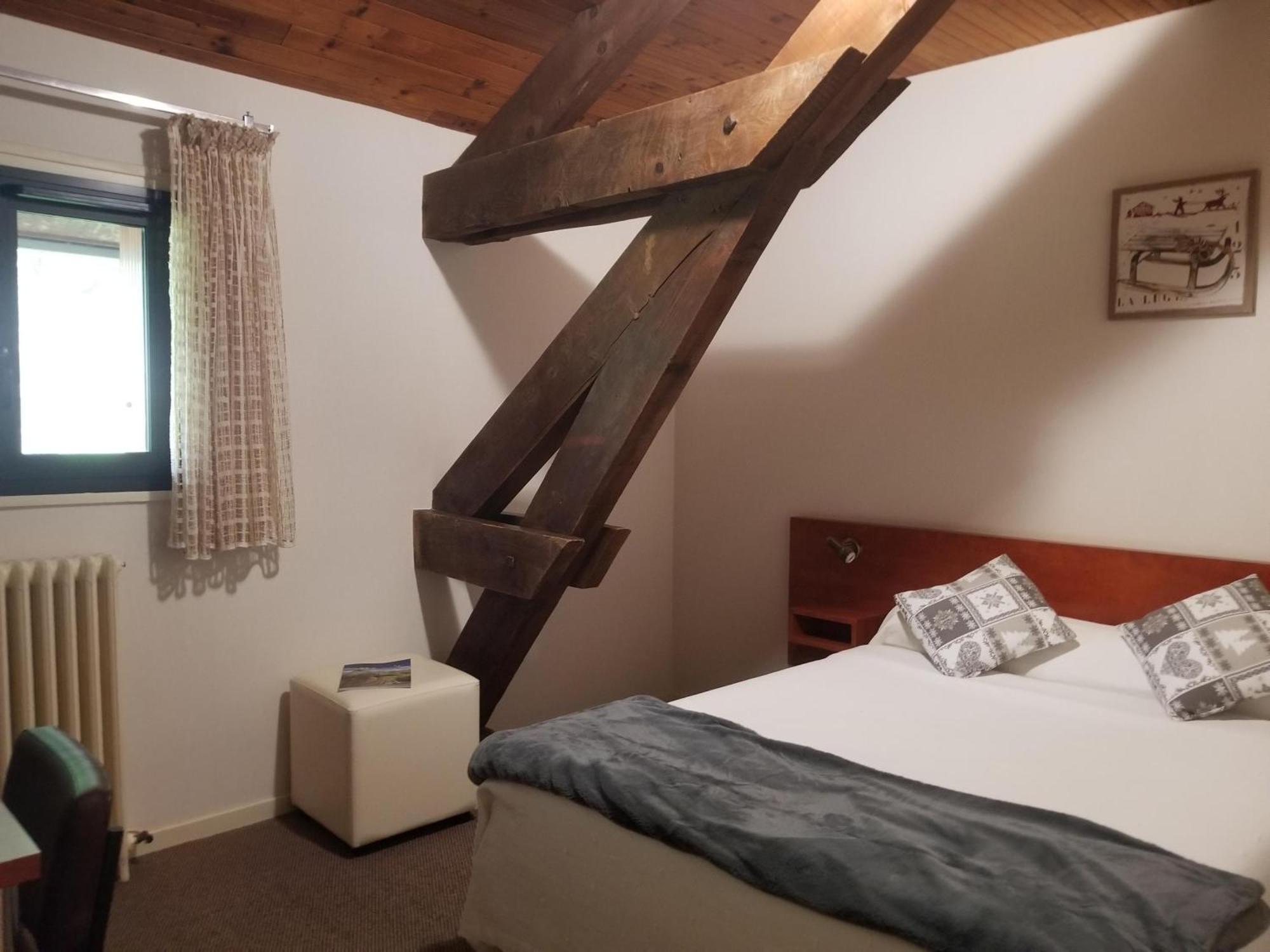 Hotel L'Amoulat Гурет Екстер'єр фото