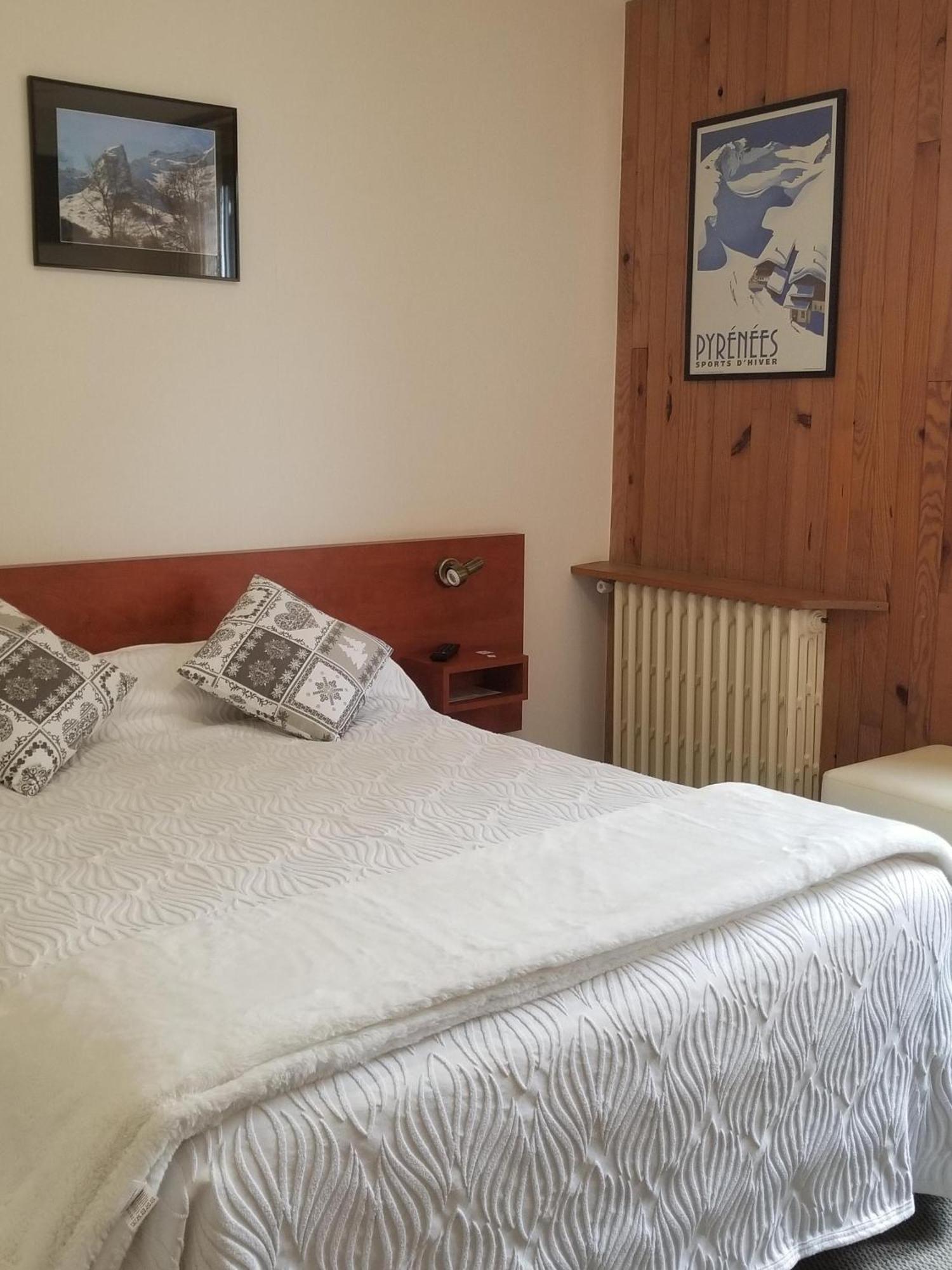 Hotel L'Amoulat Гурет Екстер'єр фото